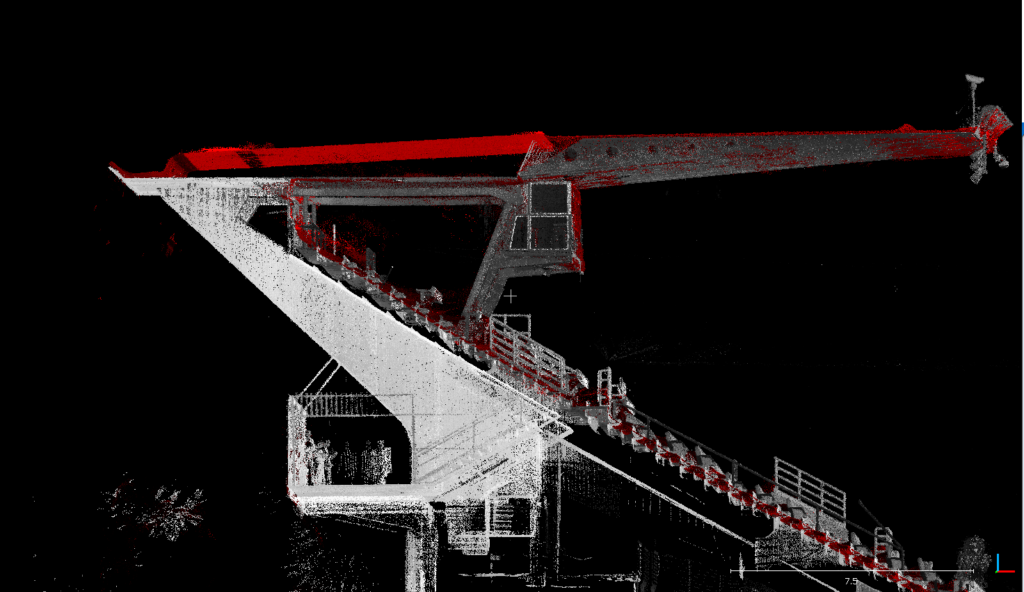  Sezione Longitudinale #3. Nuvola LiDAR vs nuvola fotogrammetrica (rosso)